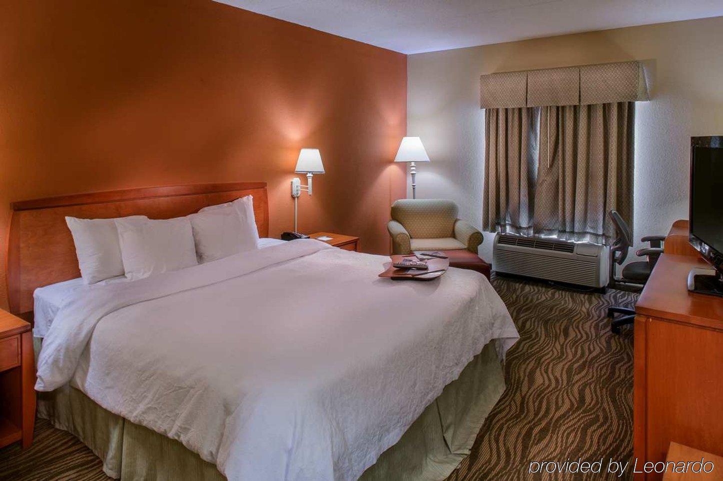 Hampton Inn & Suites Augusta West Bagian luar foto